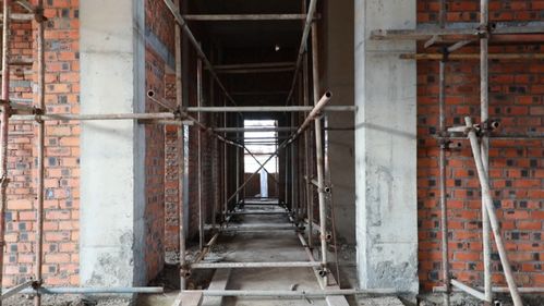 國慶我在崗 孫吳 國慶假期不停歇 民生工程建設忙